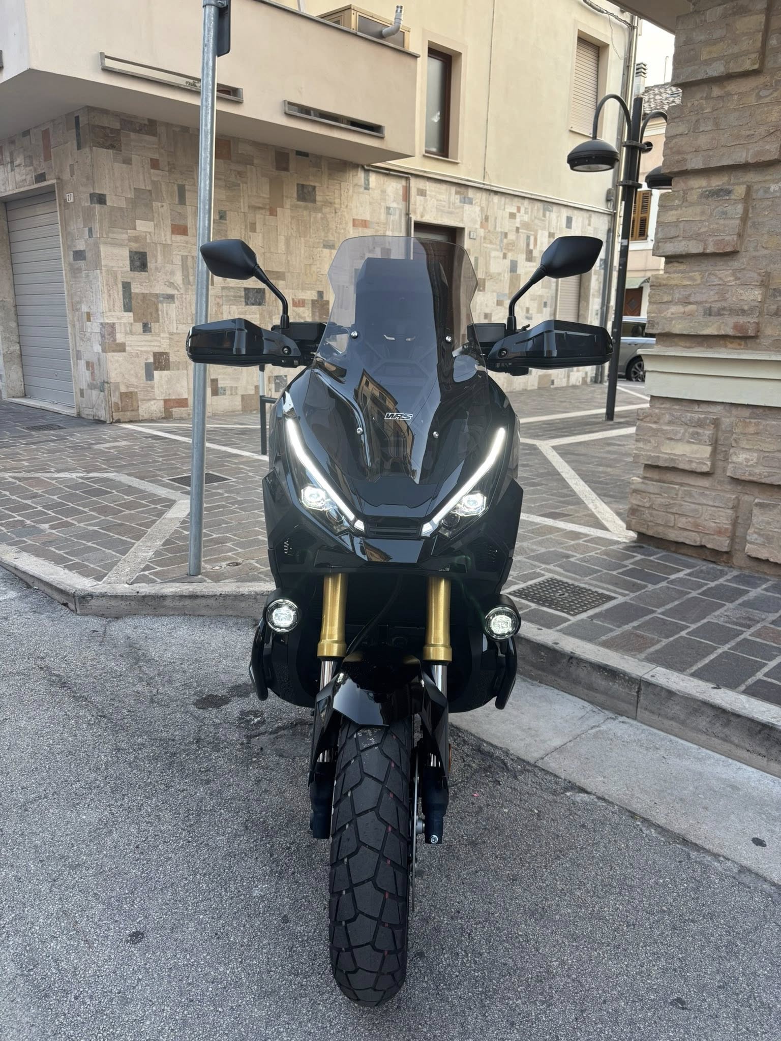 Coppia Fari Supplementari Led Faretti Fendinebbia 6000k Honda X Adv X-adv