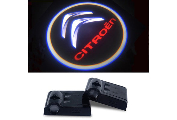 Led sottoporta sotto porta cortesia per tutte le auto con logo della propria auto a batterie e con sensore di apertura . Facili da montare