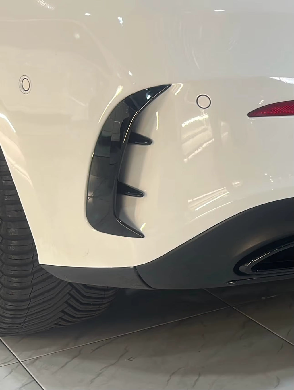 Spoiler Flaps Trim Prese Aria Paraurti Posteriore Mercedes Classe A W177