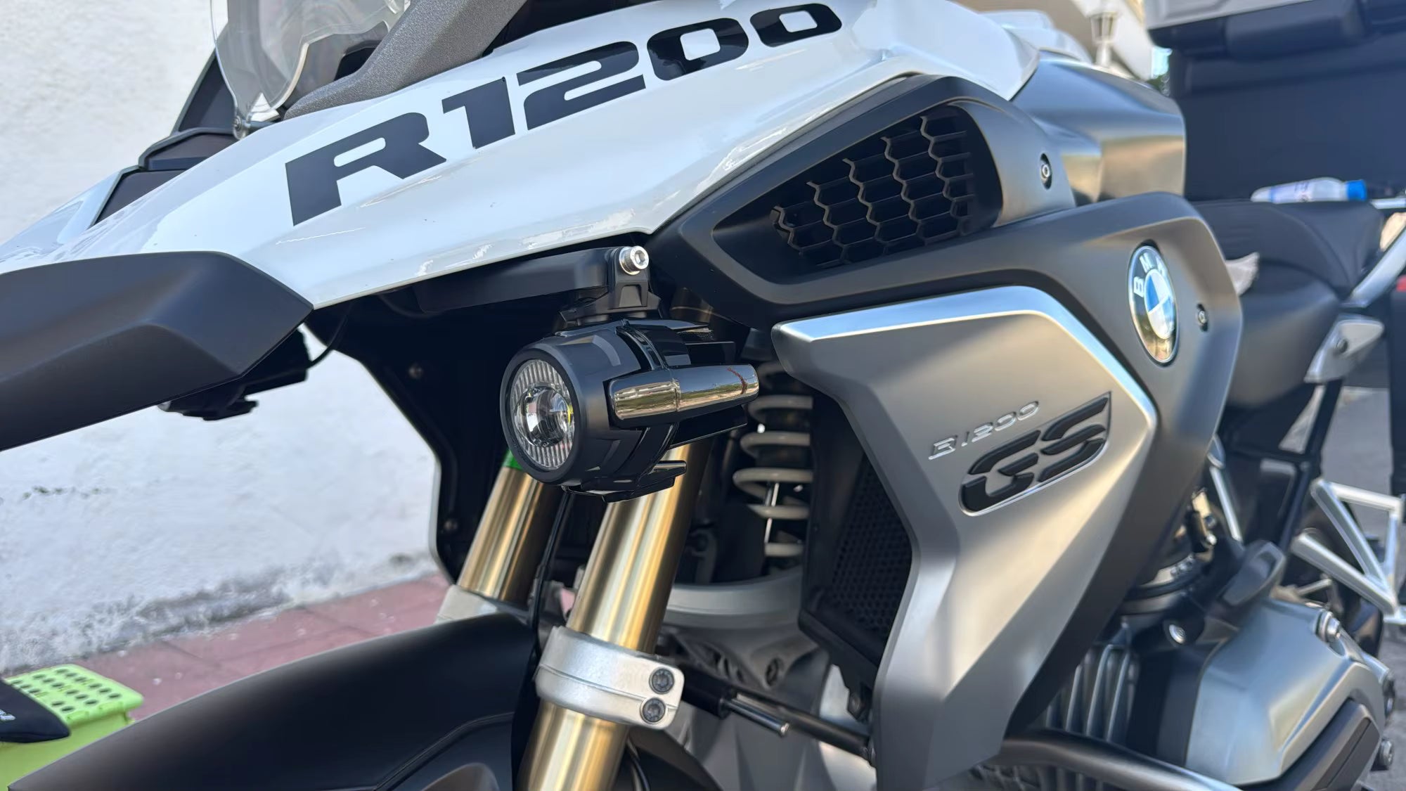 Staffa Per Fari Supplementari Fendinebbia Moto 6000k Bmw R 1200 R1250gs Gs