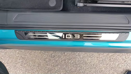 KIT 4 modanature battitacco pedane sottoporta in ABS acciaio Volkswagen VW ID 3