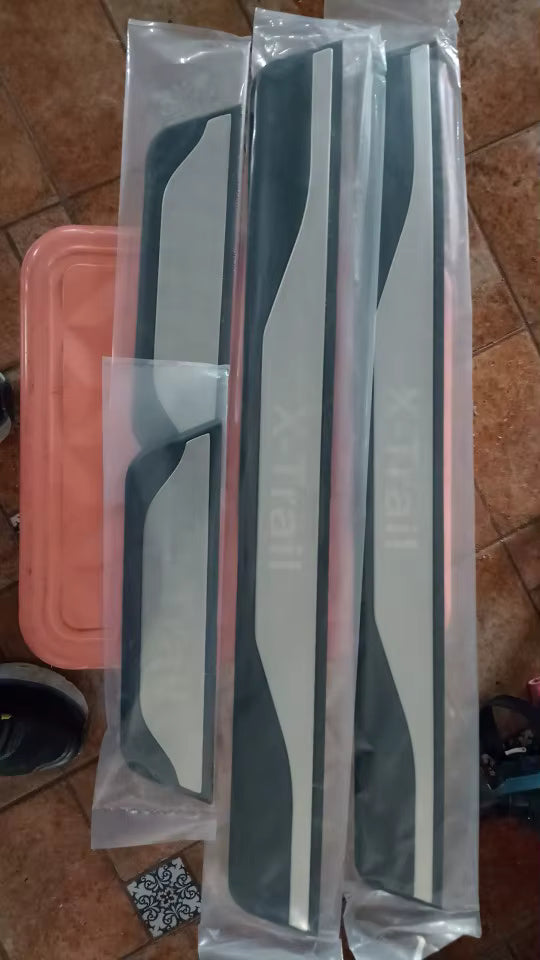 KIT 4 modanature battitacco pedane sottoporta in ABS acciaio per NISSAN X TRAIL