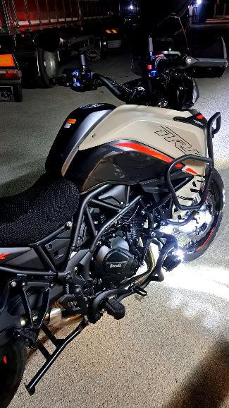 Coppia Fari Supplementari Led Faretti Fendinebbia 6000k Benelli Trk 502 702