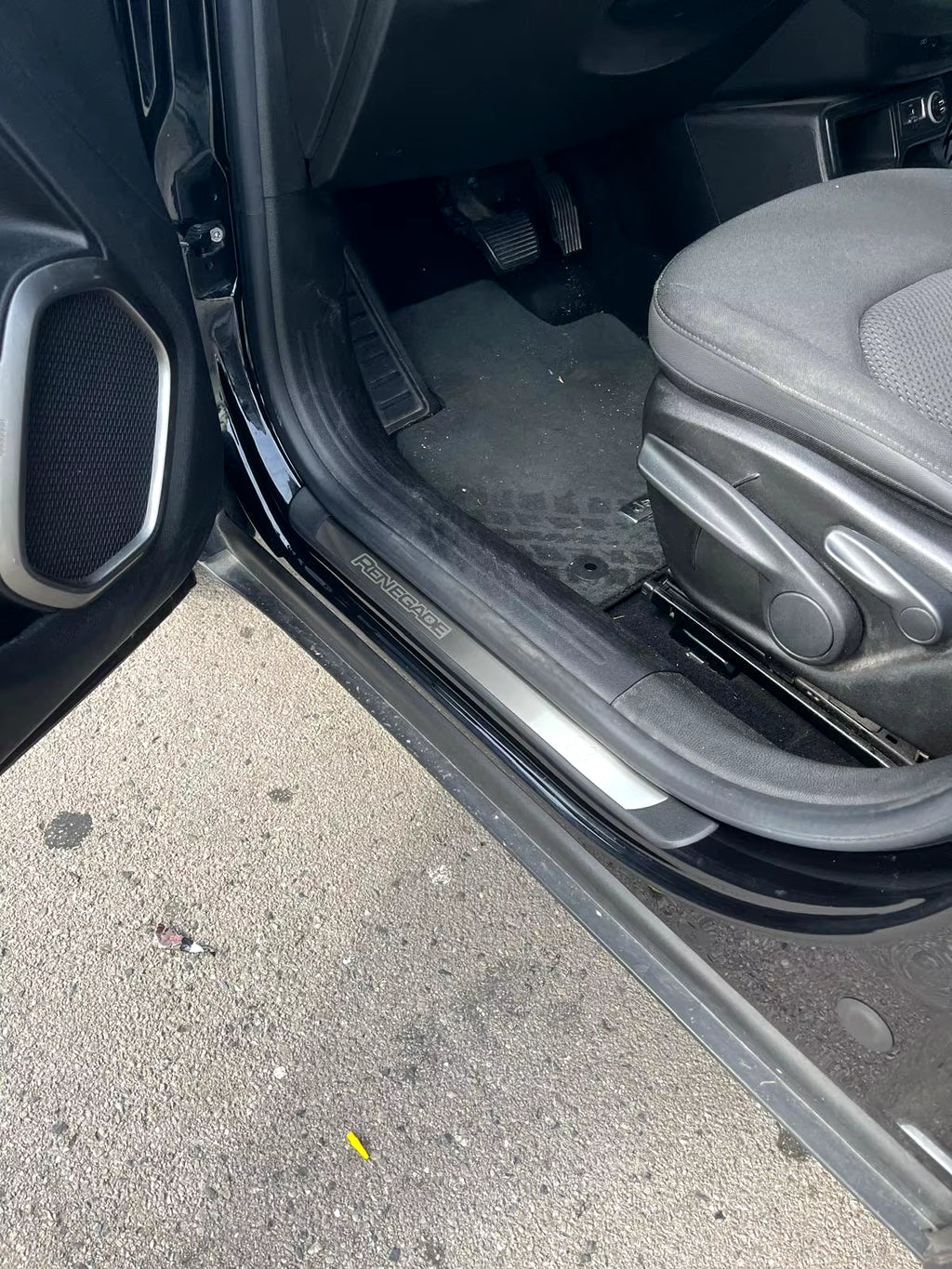 KIT 4 modanature battitacco pedane sottoporta in ABS acciaio per Jeep Renegade