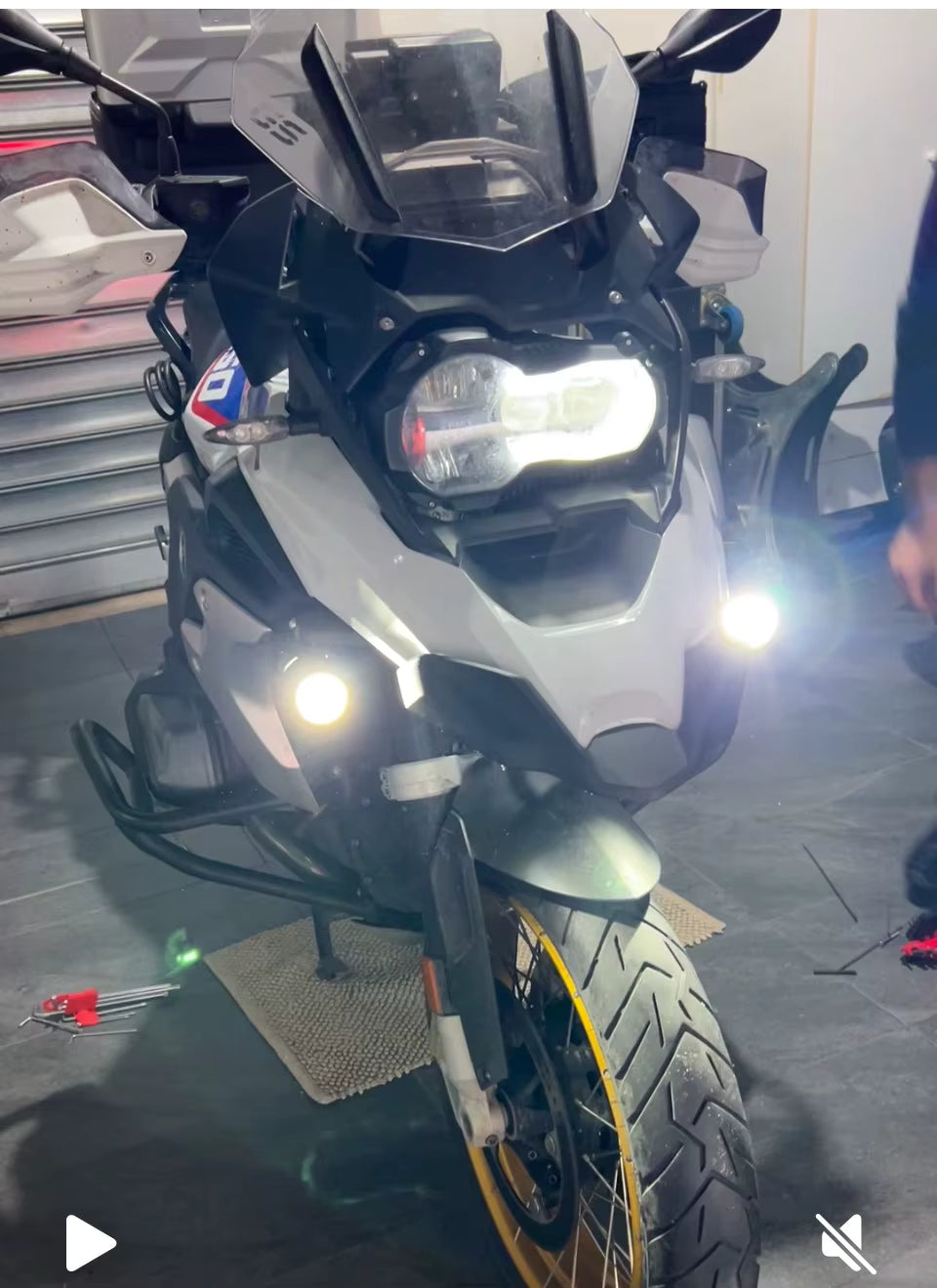 Staffa Per Fari Supplementari Fendinebbia Moto 6000k Bmw R 1200 R1250gs Gs