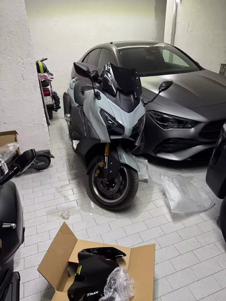 Cupolino Parabrezza Basso Sportivo per Yamaha T-MAX 560 TECH MAX TMAX560 Visiera schermo