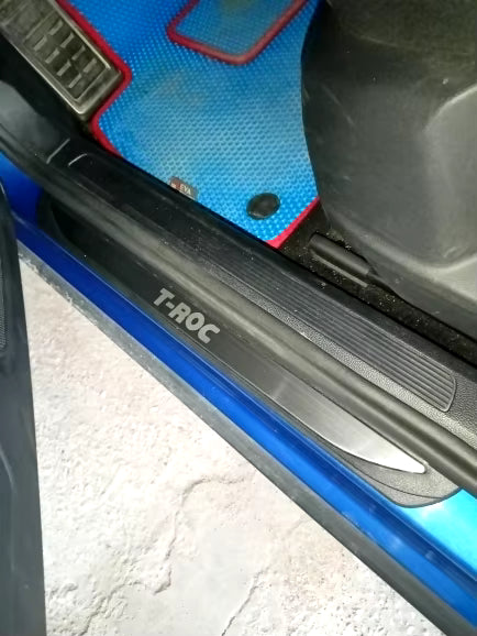 KIT 4 modanature battitacco pedane sottoporta in ABS acciaio Volkswagen VW T ROC