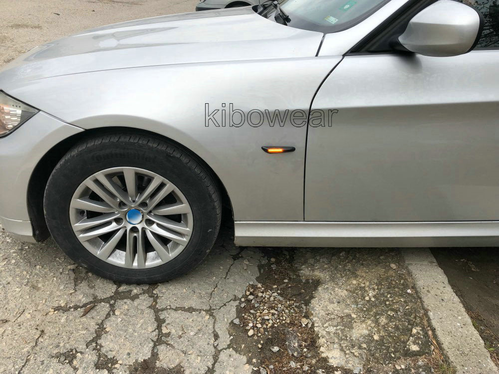 Frecce Laterali Dinamiche Nere Fume' Led Bmw E60 E61 E46 E66 E84 E83 E90 E91 63137253326 63137253325 BM2570117 BM2571117