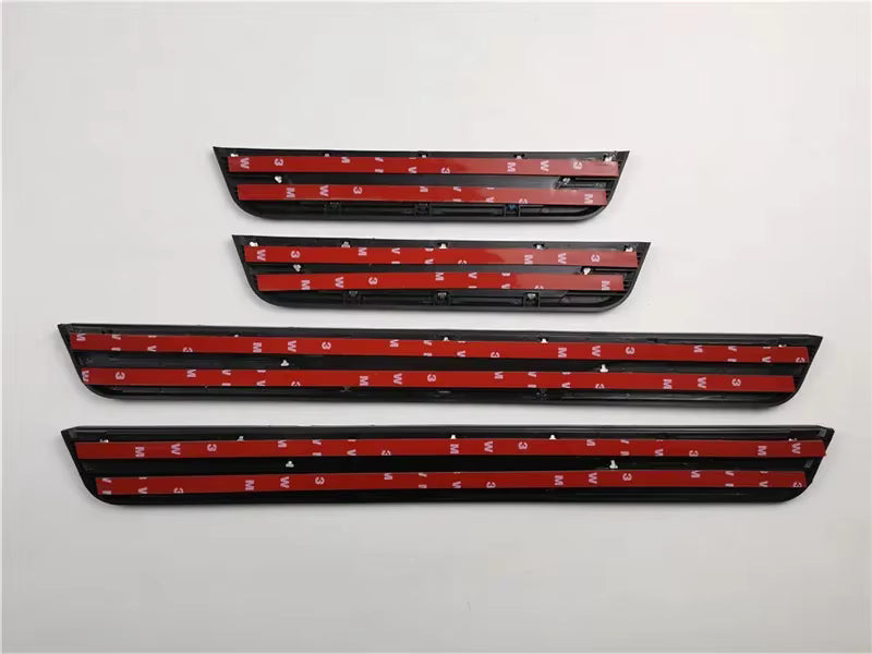 KIT 4 modanature battitacco pedane sottoporta in ABS acciaio per PEUGEOT 5008