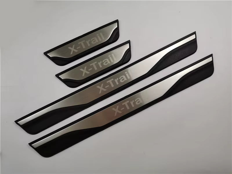 KIT 4 modanature battitacco pedane sottoporta in ABS acciaio per NISSAN X TRAIL