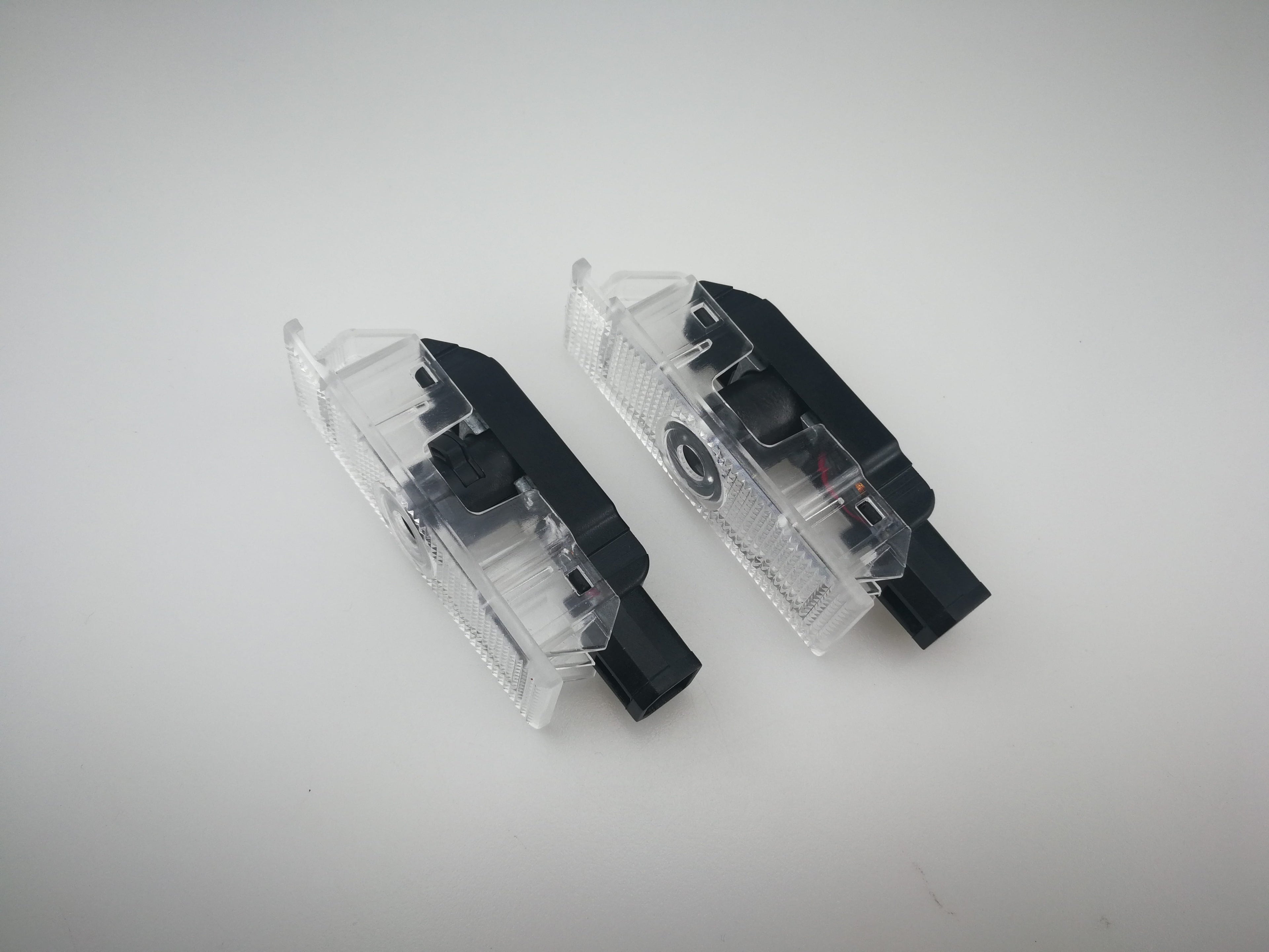 2 Luci Led Sottoporta Sotto Porta Logo Alfa Romeo Mito Giulietta 159 Spider