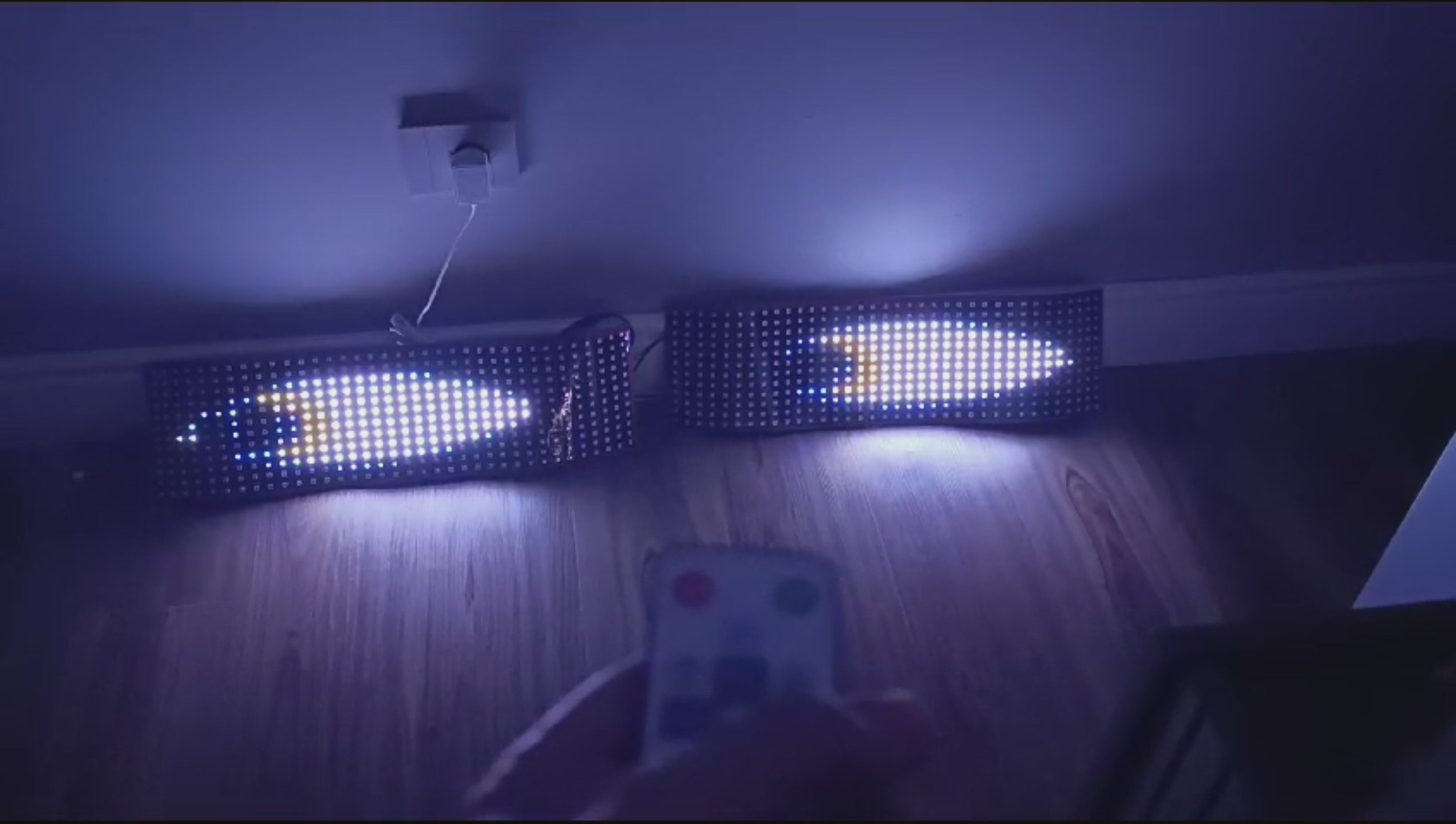 2 Pannelli Led 60 Cm Occhi Devil Parabbrezza Telecomando Tir Camion Auto Suv